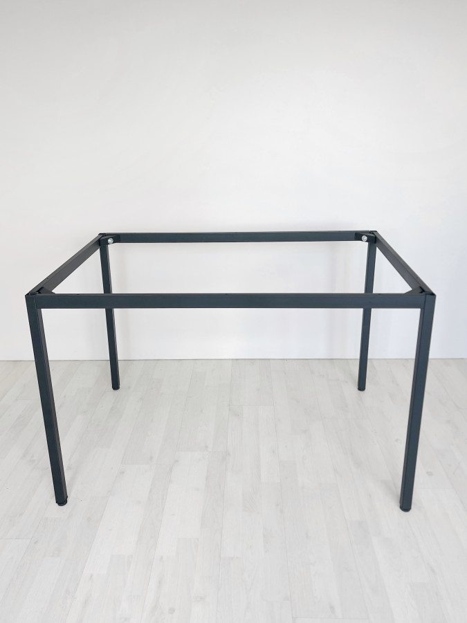 Подстолье Parker верхний контур 76*115 см, труба 30*30 мм