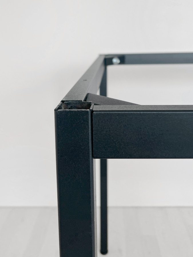 Подстолье Parker верхний контур 56*100 см, труба 30*30 мм